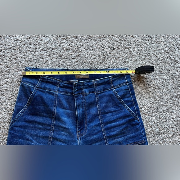 KUT From The Kloth - High Rise Meg Fab Ab Wide Leg Denim - Picture 13 of 16